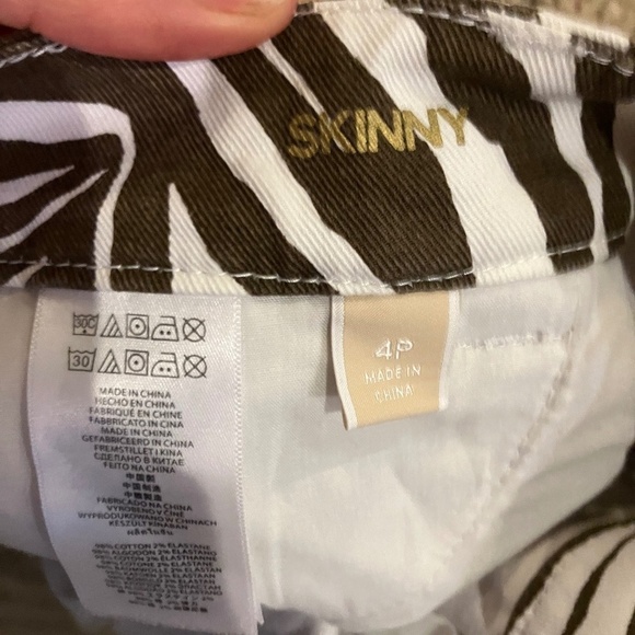 Michael Kors brown and white skinny zebra pants size 4p - Picture 4 of 4